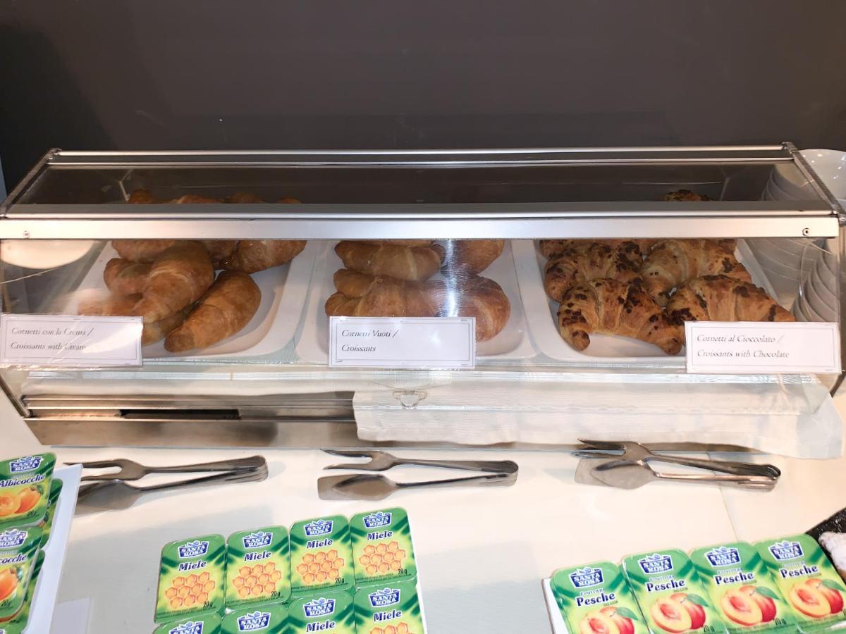 马萨尼尔洛豪华酒店 卡索里亚 外观 照片